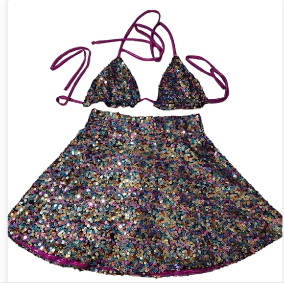 SUPER FUN SEQUIN BIKINI TOP W/MATCHING SEQUIN SKATER SKIRT. MetallicPINK/PURPLE - Picture 7 of 11